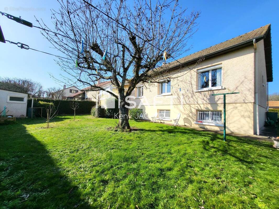 Photo 1 - Maison à LIGUGE