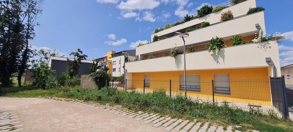 Photo 1 - Appartement à BELLEVILLE
