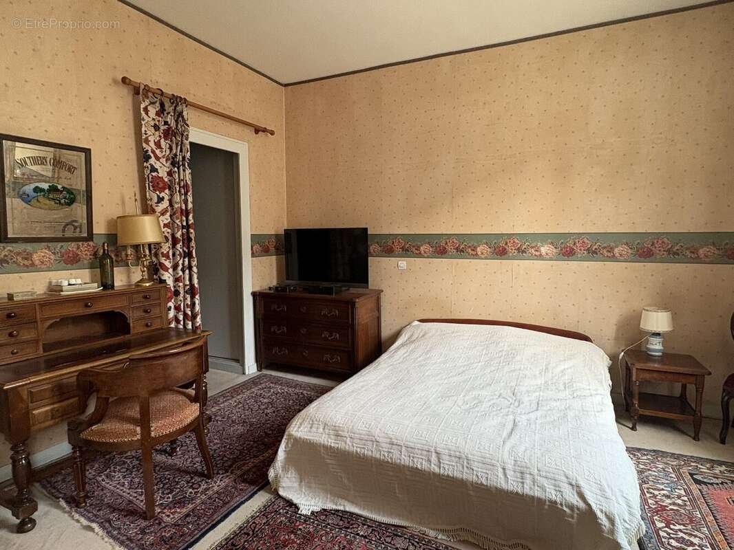 Maison à COGNAC