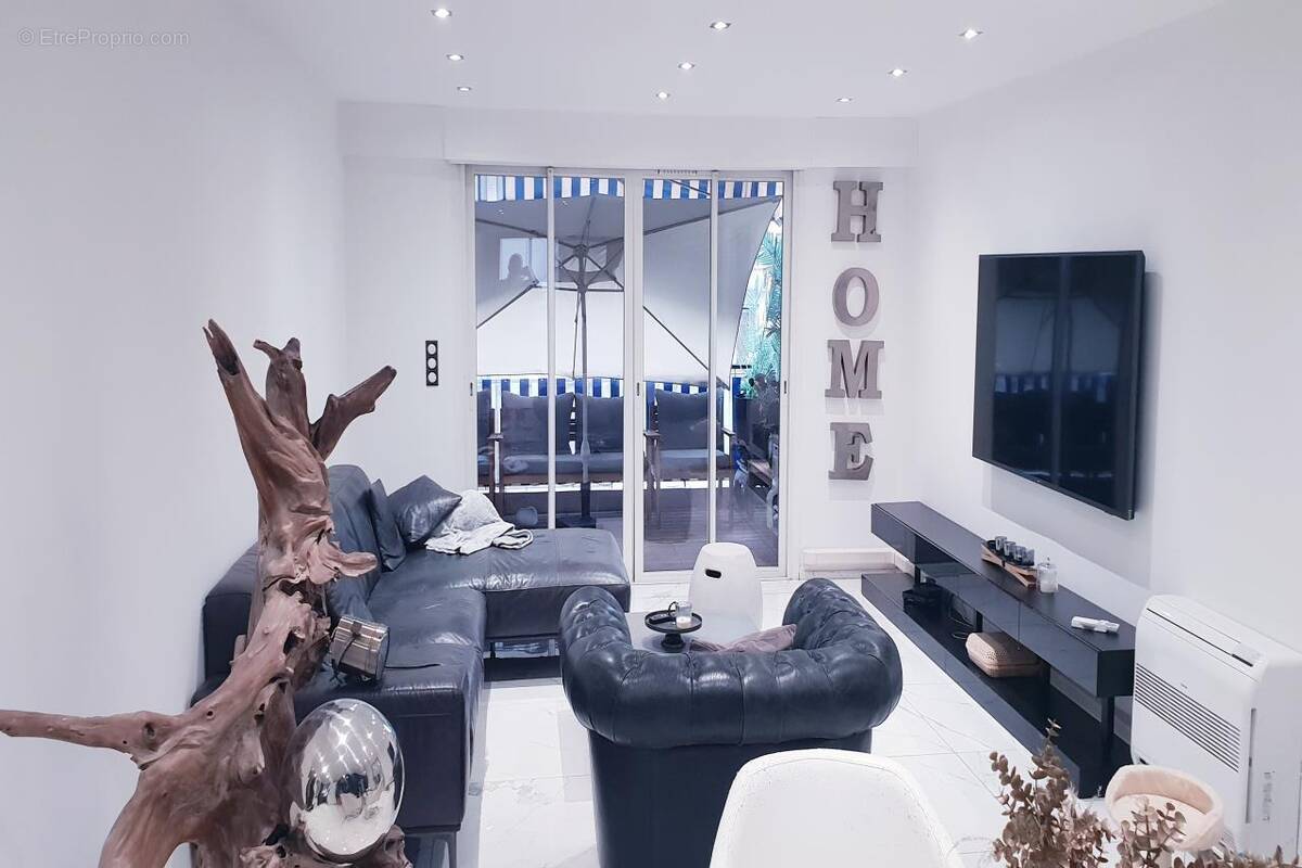 Appartement à LE CANNET