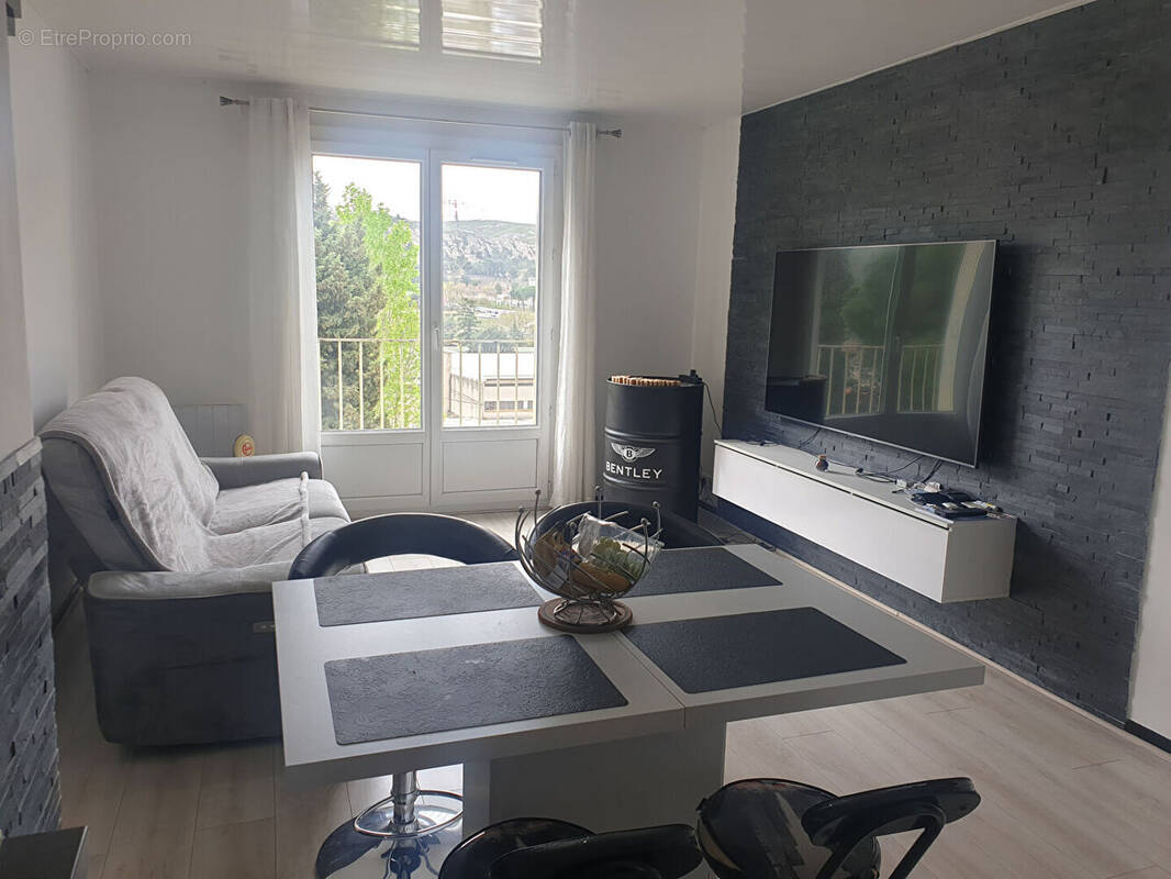 Appartement à LES PENNES-MIRABEAU