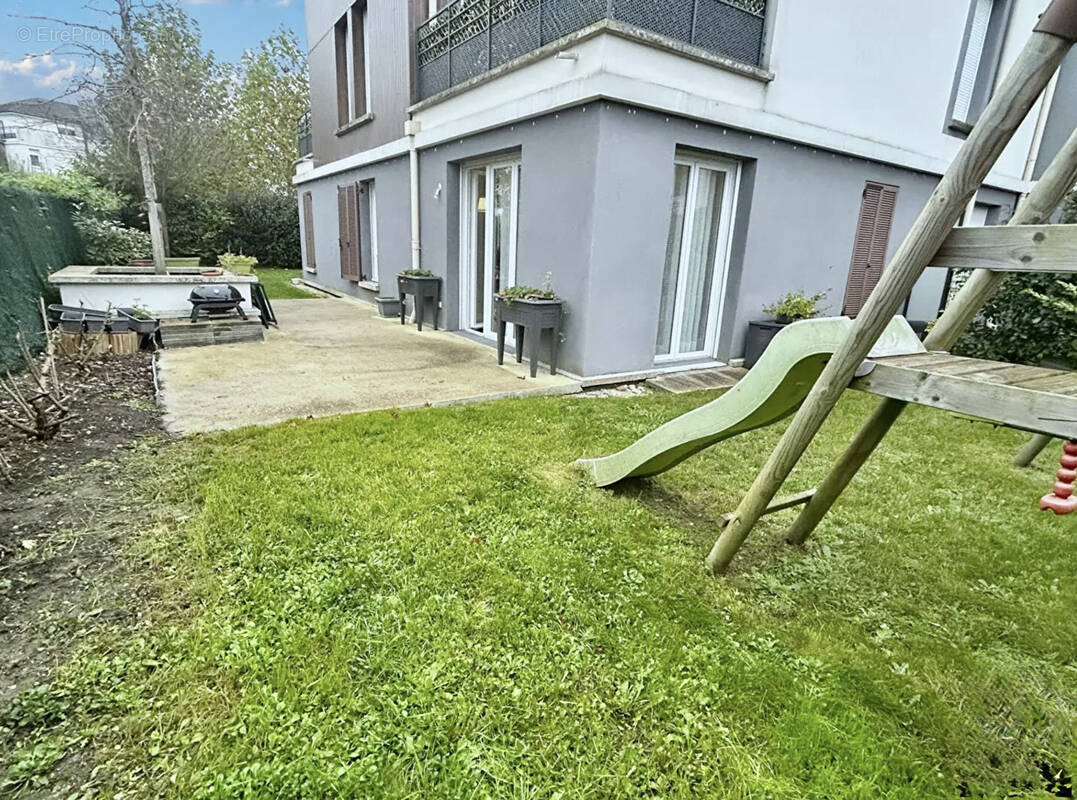 Appartement à CLAYE-SOUILLY