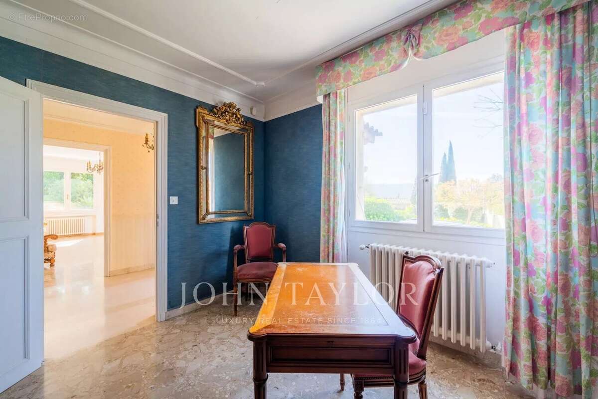Maison à AIX-EN-PROVENCE