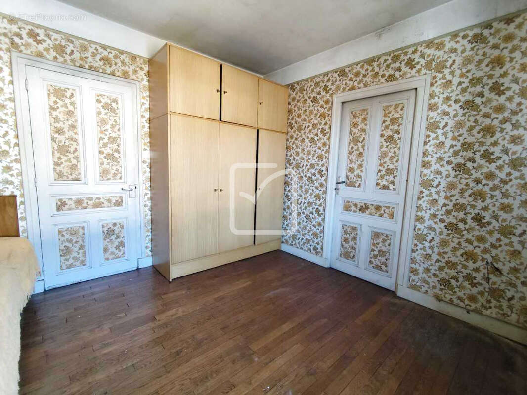Maison à BRIVE-LA-GAILLARDE