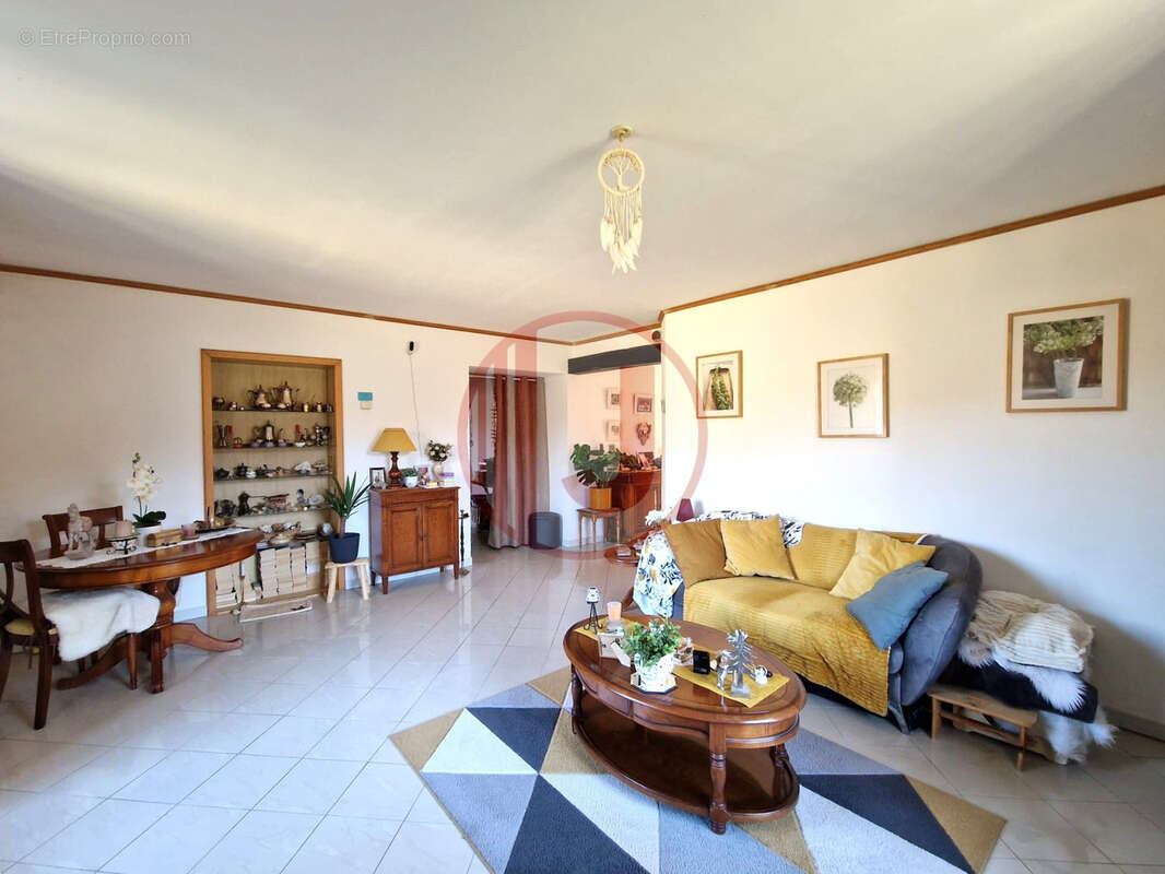 Appartement à DUNG