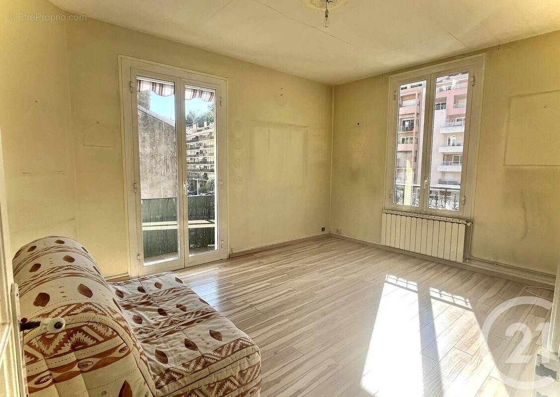 Appartement à MENTON