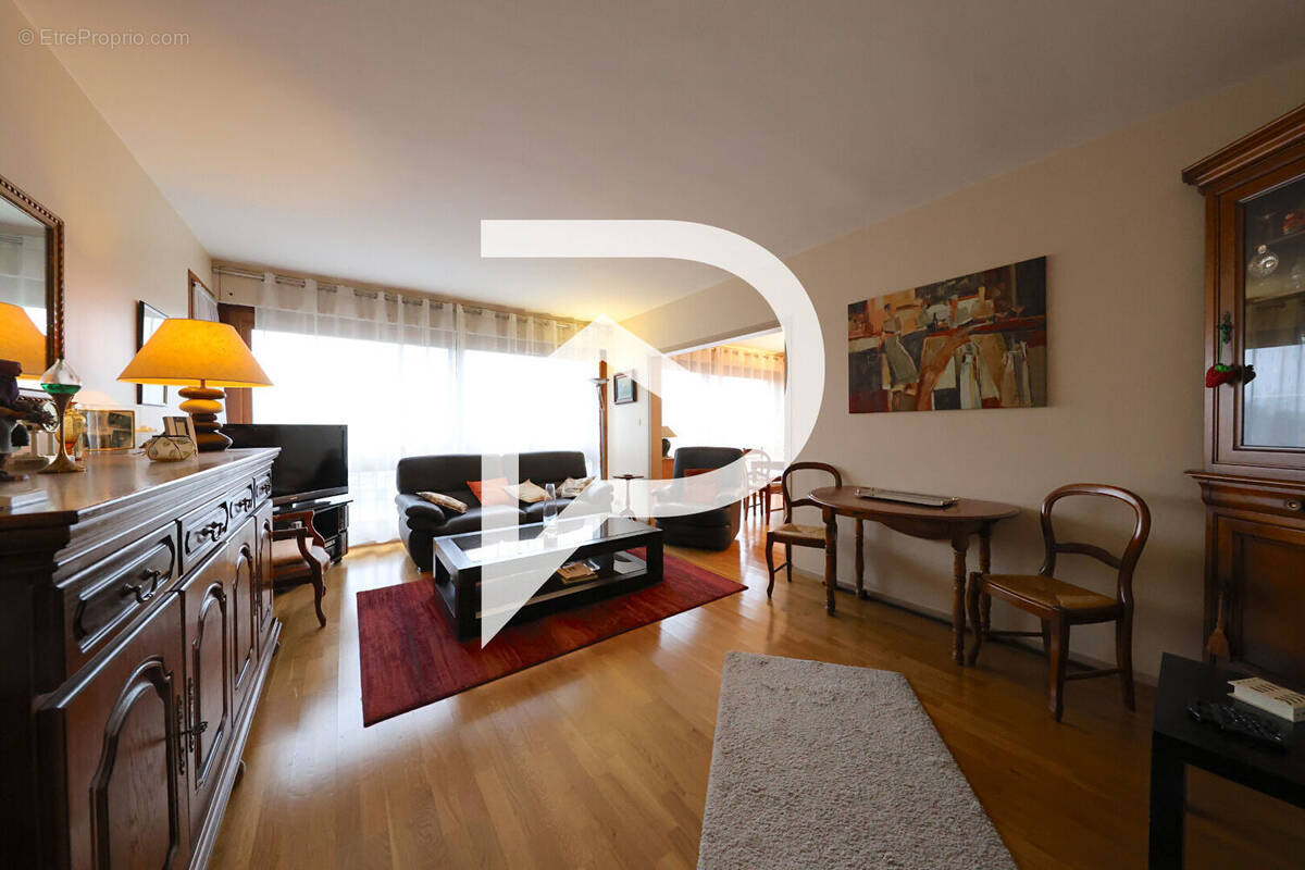 Appartement à RIS-ORANGIS