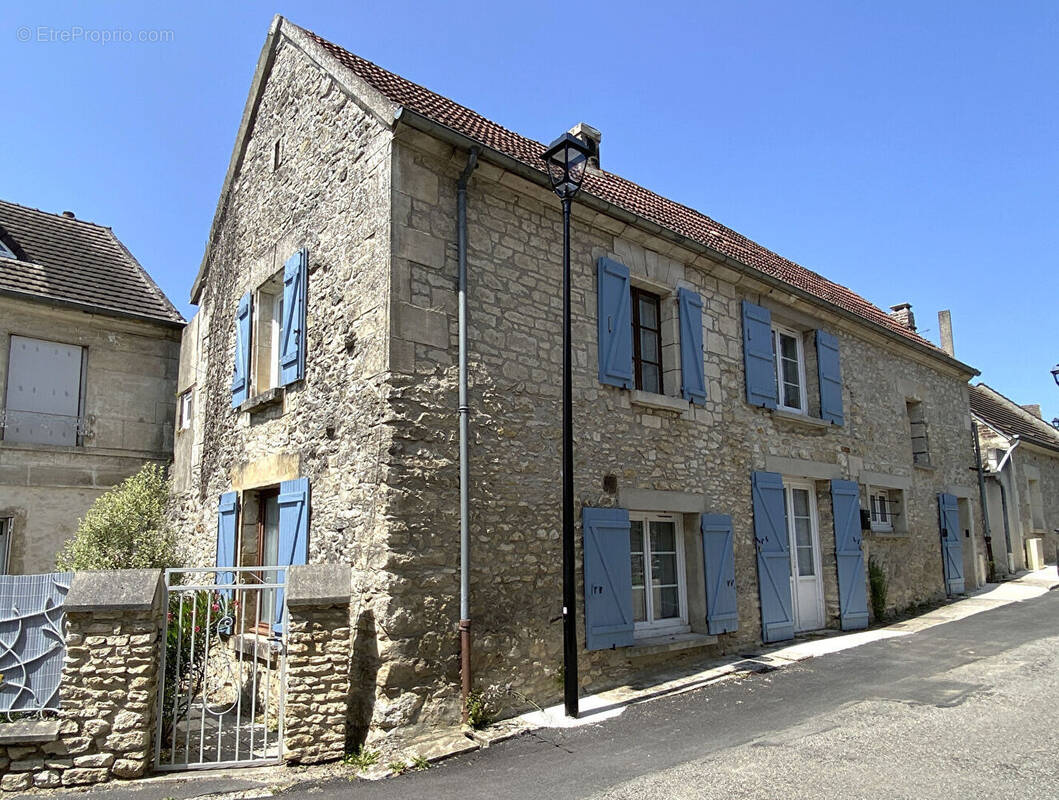 Maison à CREPY-EN-VALOIS