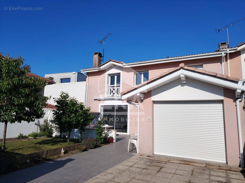 Maison à TARNOS