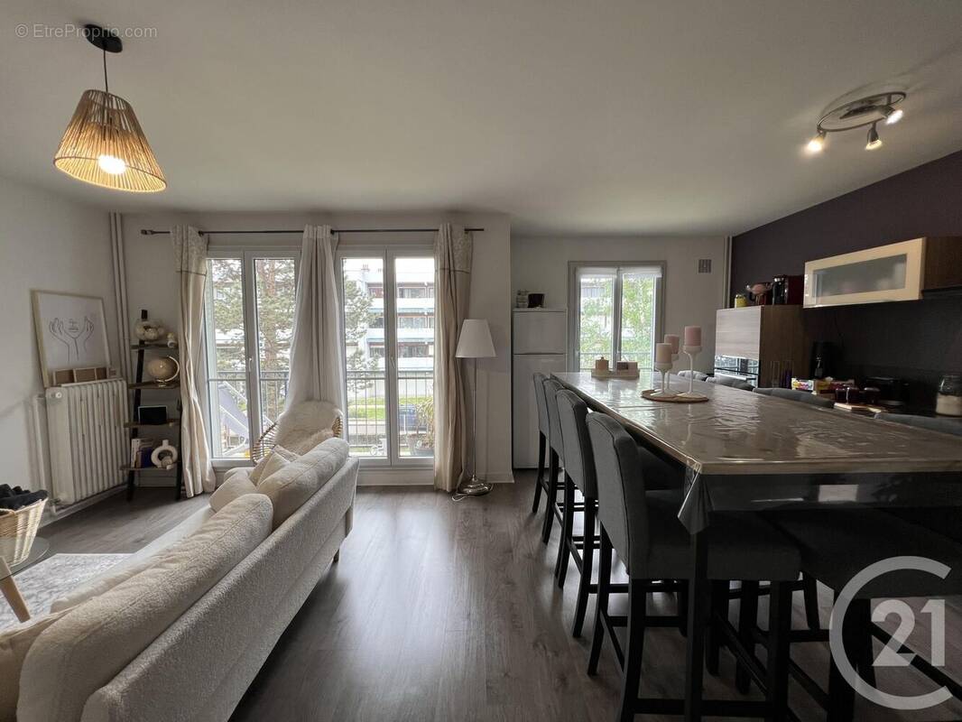 Appartement à MOULINS