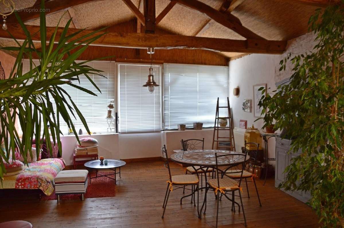 Maison à LEVIGNAC-DE-GUYENNE