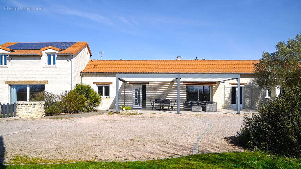 Maison à MARIGNY-BRIZAY