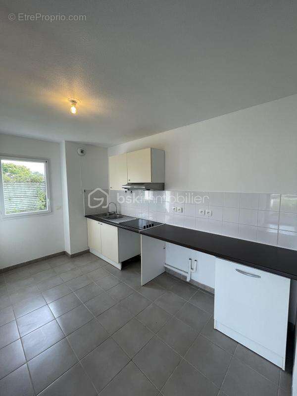 Appartement à AMBARES-ET-LAGRAVE