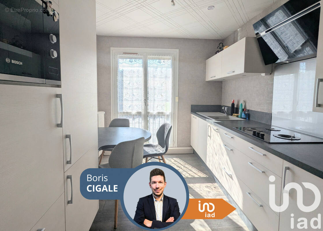 Photo 1 - Appartement à ROCHE-LA-MOLIERE