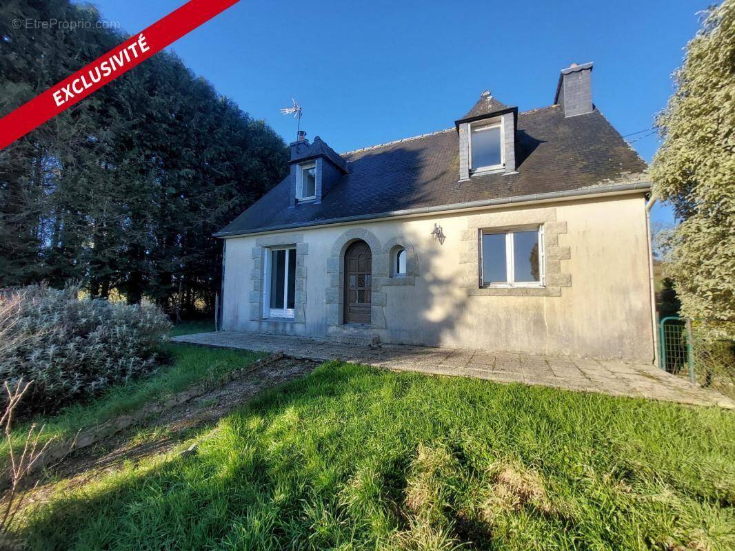Maison à CALLAC