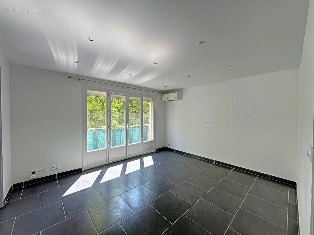 Appartement à PERTUIS