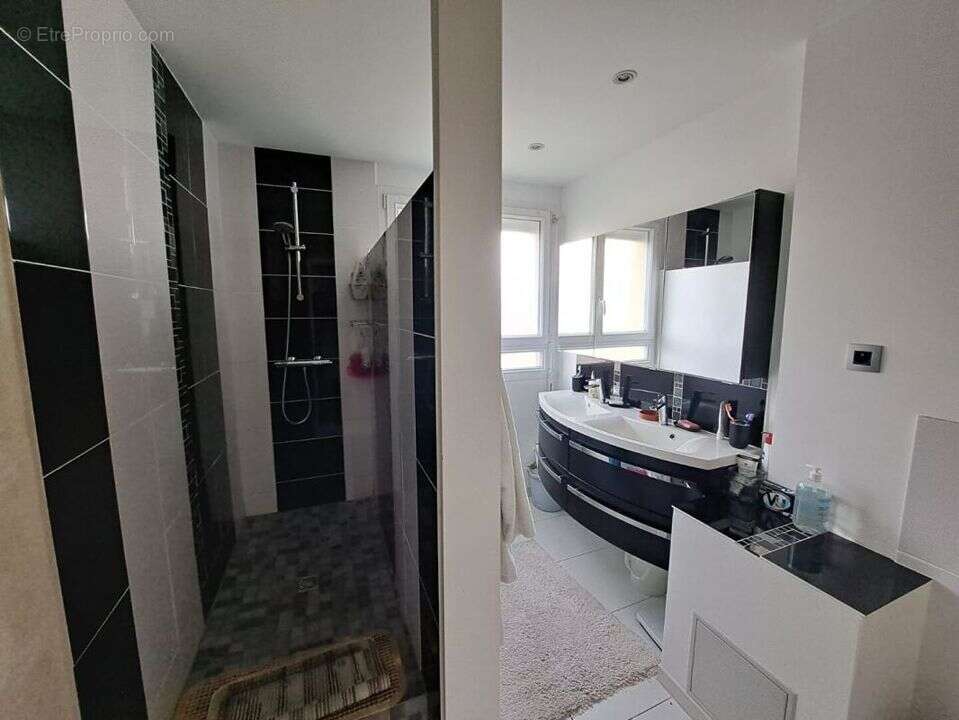 Appartement à IFS