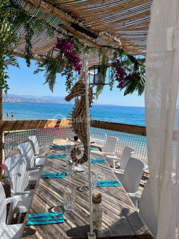 Commerce à VILLENEUVE-LOUBET
