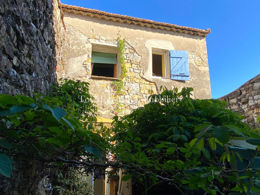 Maison à AIGREMONT