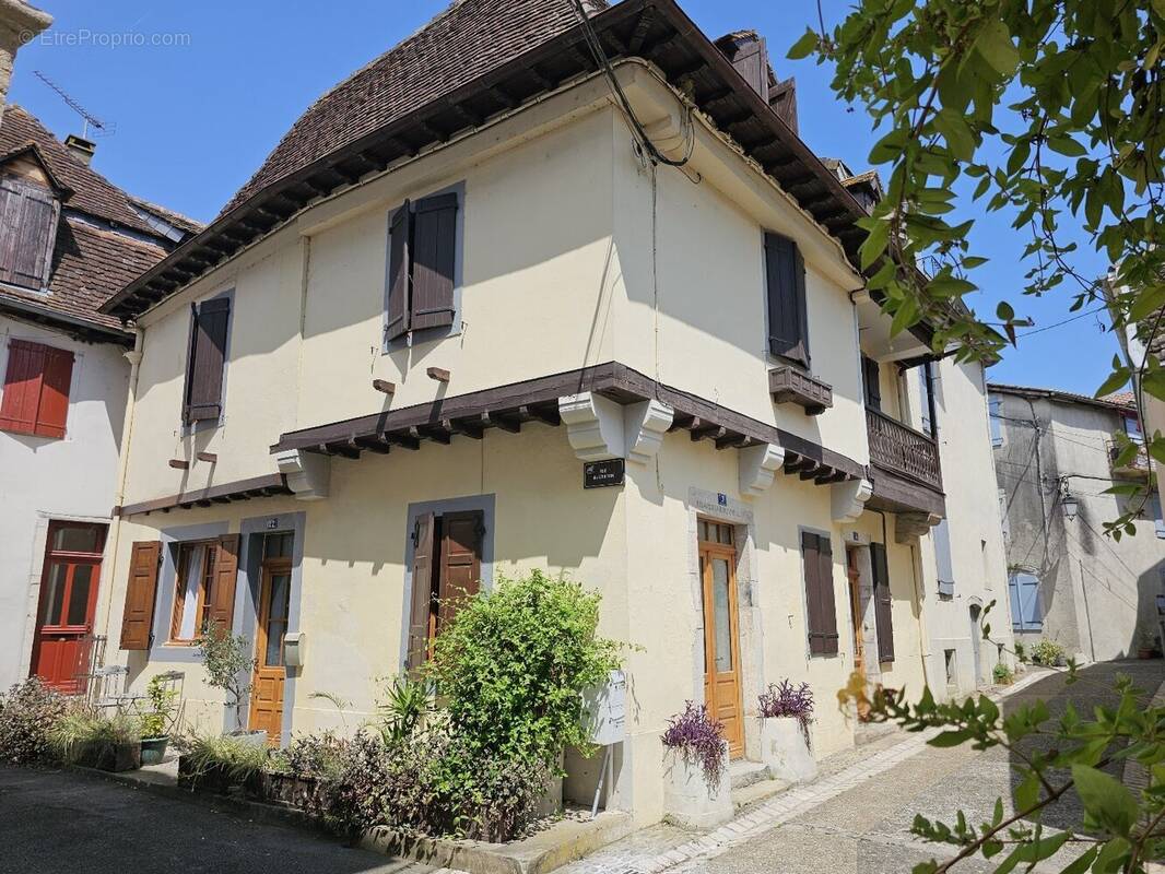 Maison à SALIES-DE-BEARN