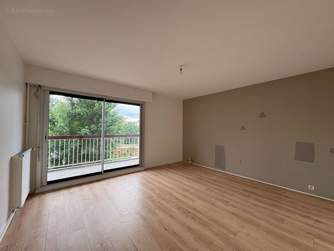 Appartement à LIVRY-GARGAN