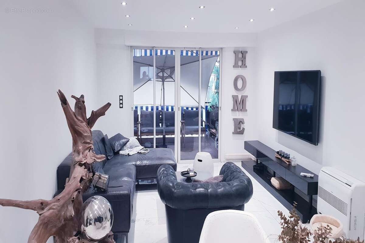 Appartement à LE CANNET