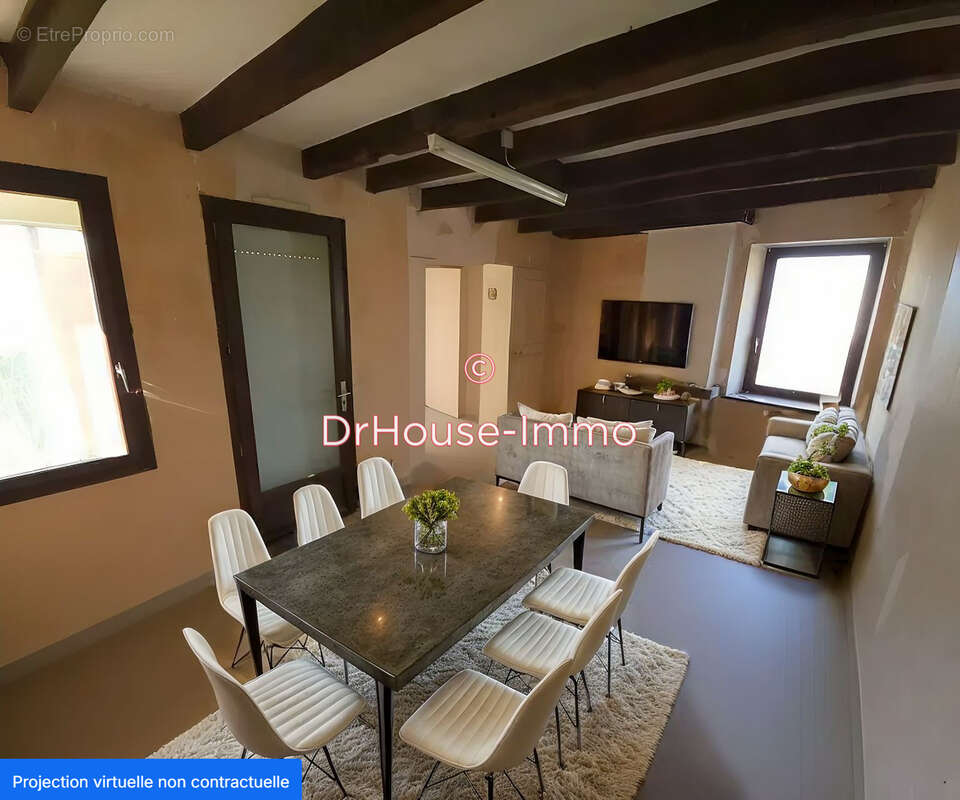 Maison à LOUVIGNE-DU-DESERT