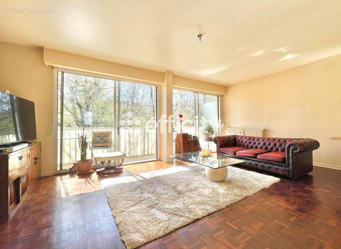 Appartement à RIS-ORANGIS
