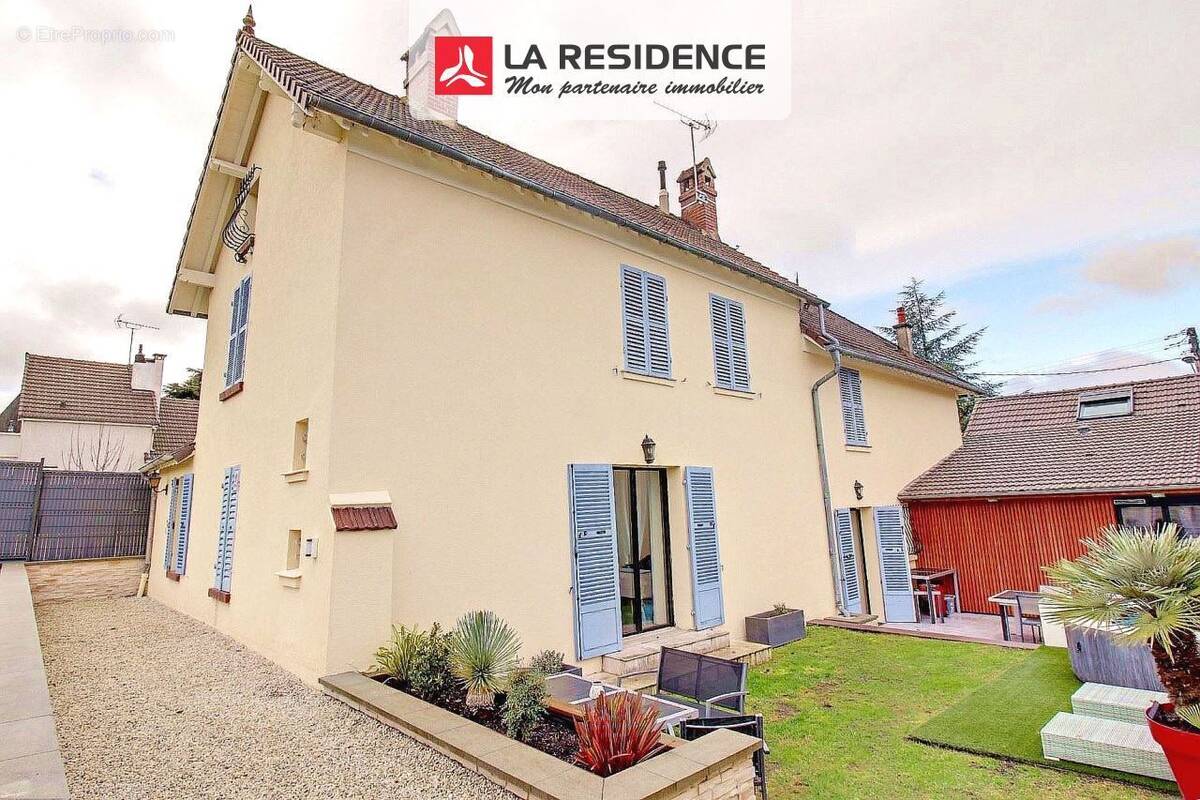 Maison à ERAGNY