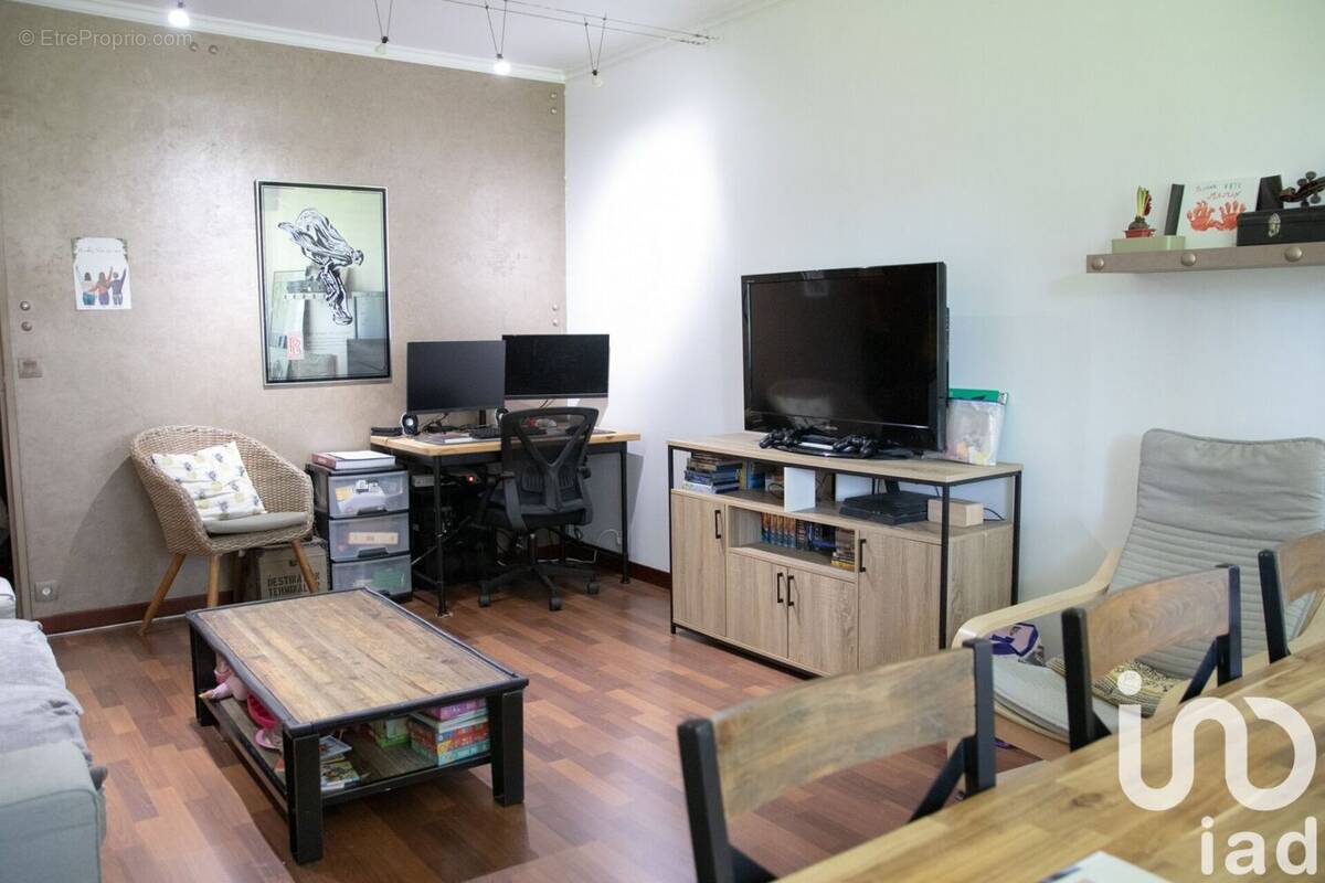 Photo 1 - Appartement à SAINT-GRATIEN
