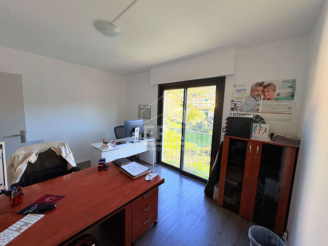 Appartement à VENCE