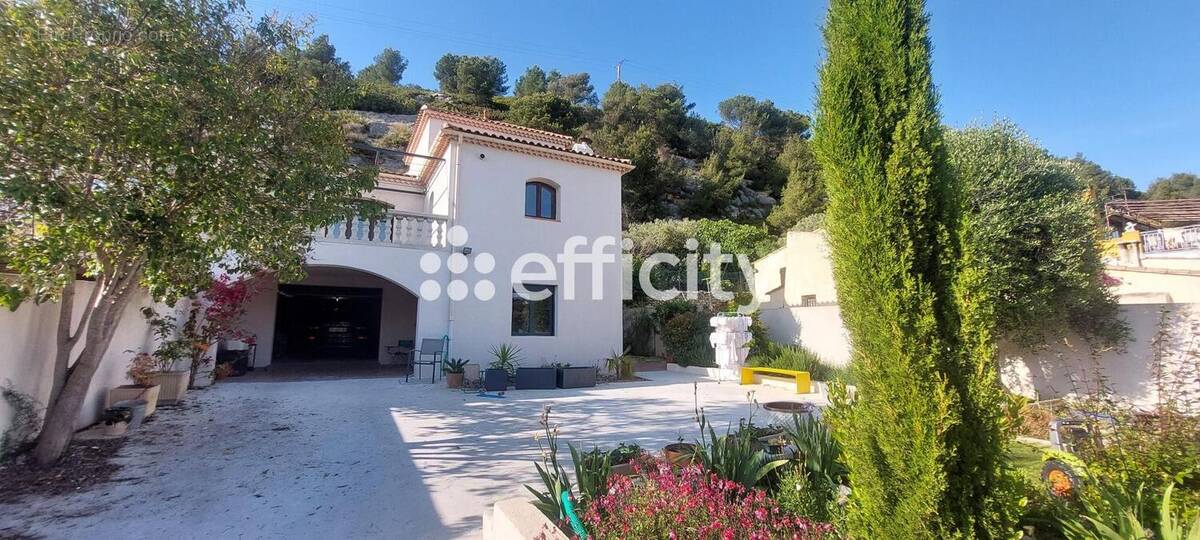 Maison à ENSUES-LA-REDONNE