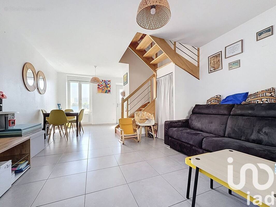Photo 1 - Maison à VILLIERS-SUR-ORGE