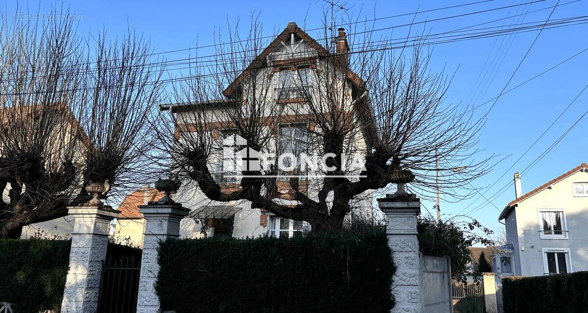 Maison à SOISY-SOUS-MONTMORENCY