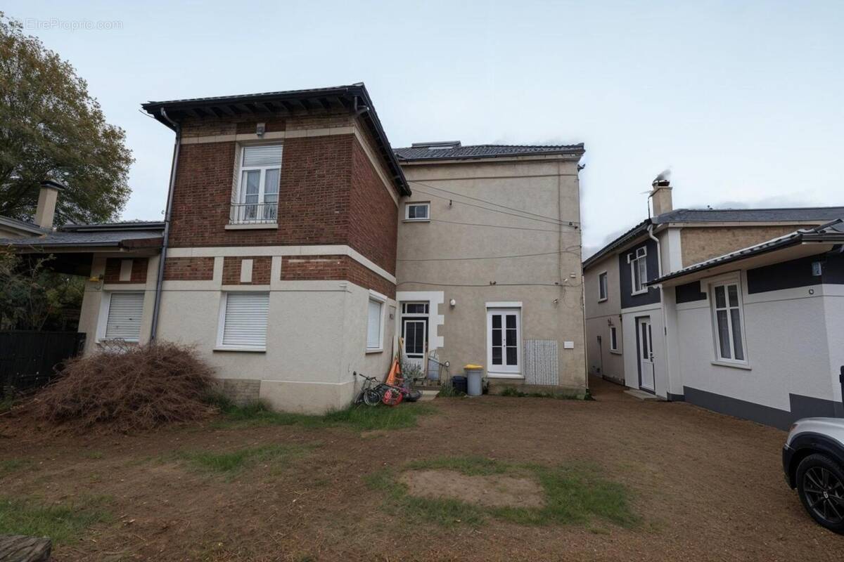 Photo 1 - Appartement à SAINT-MAXIMIN