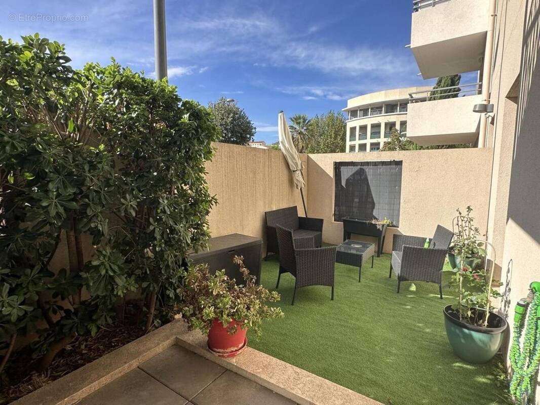 Photo 1 - Appartement à PUGET-SUR-ARGENS