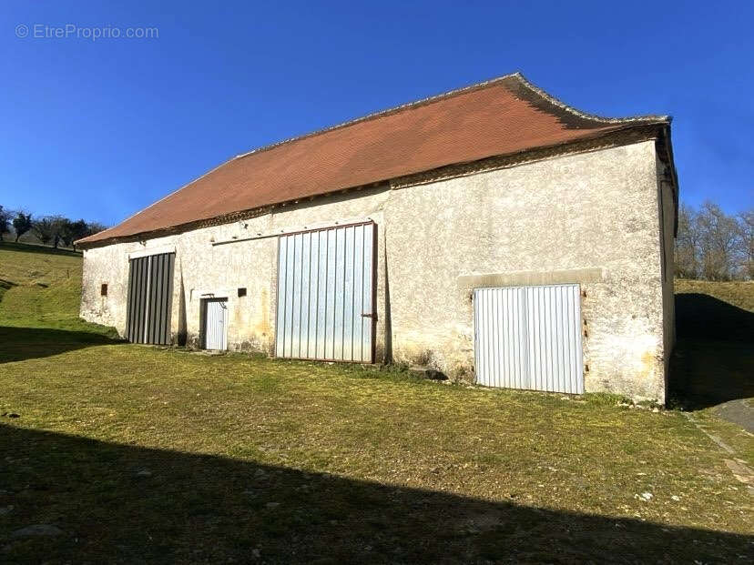Maison à SARRAZAC