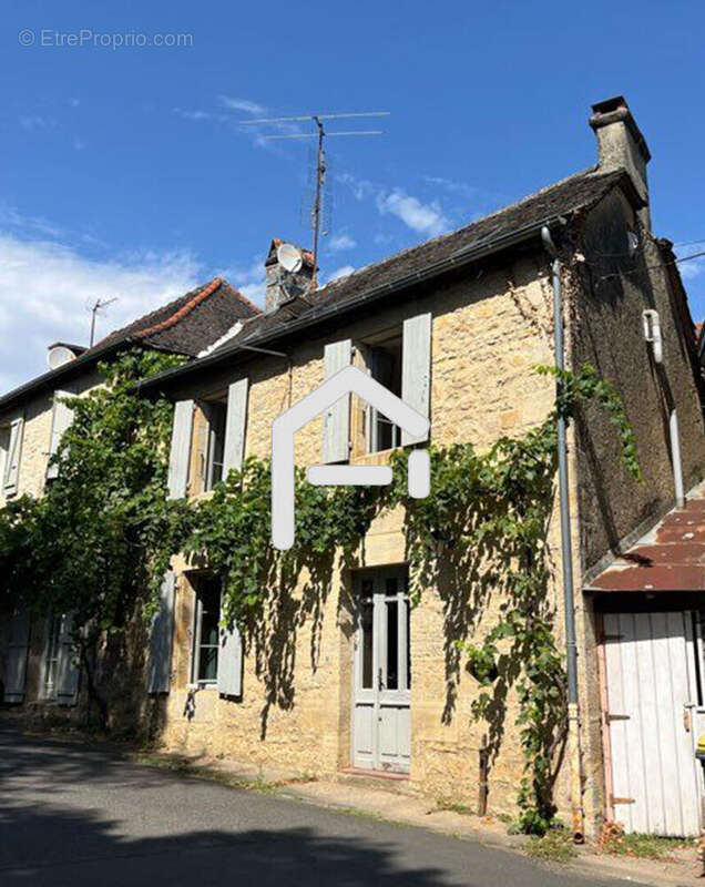 Maison à SAINT-ROBERT
