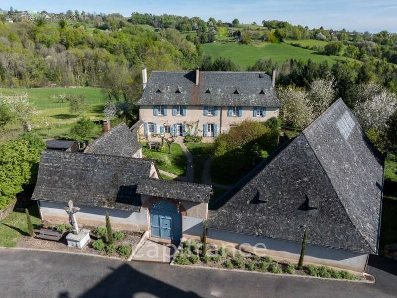 Maison à SALIGNAC-EYVIGUES