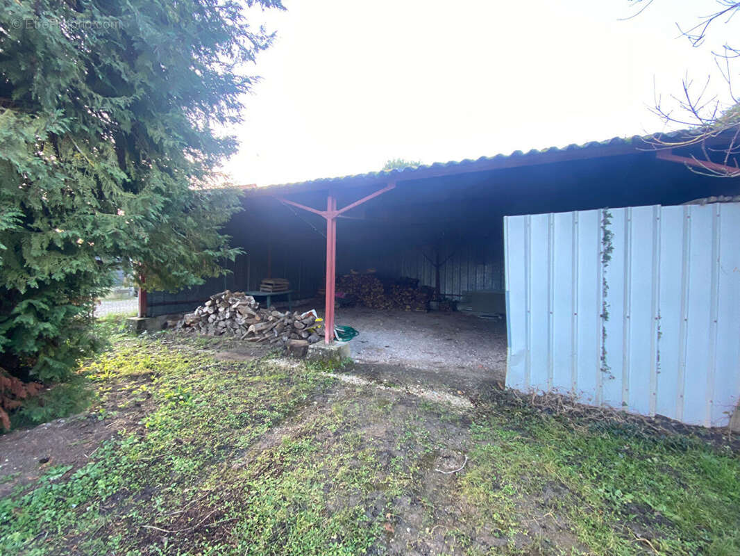 Terrain à VENNECY