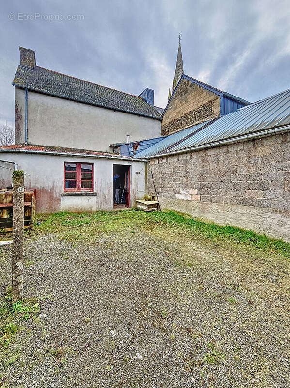 Maison à TAUPONT