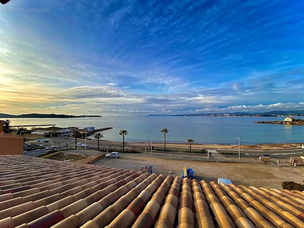 Appartement à SIX-FOURS-LES-PLAGES