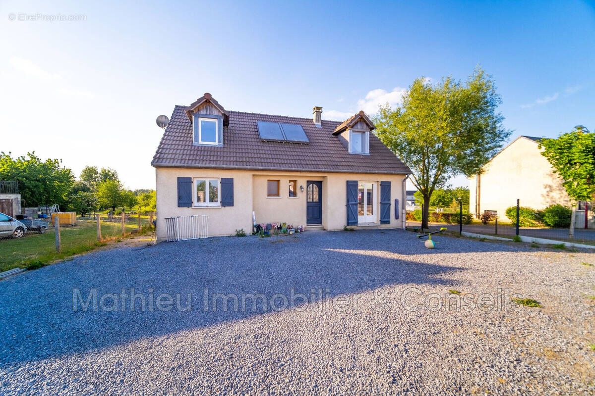 Maison à AMAGNE