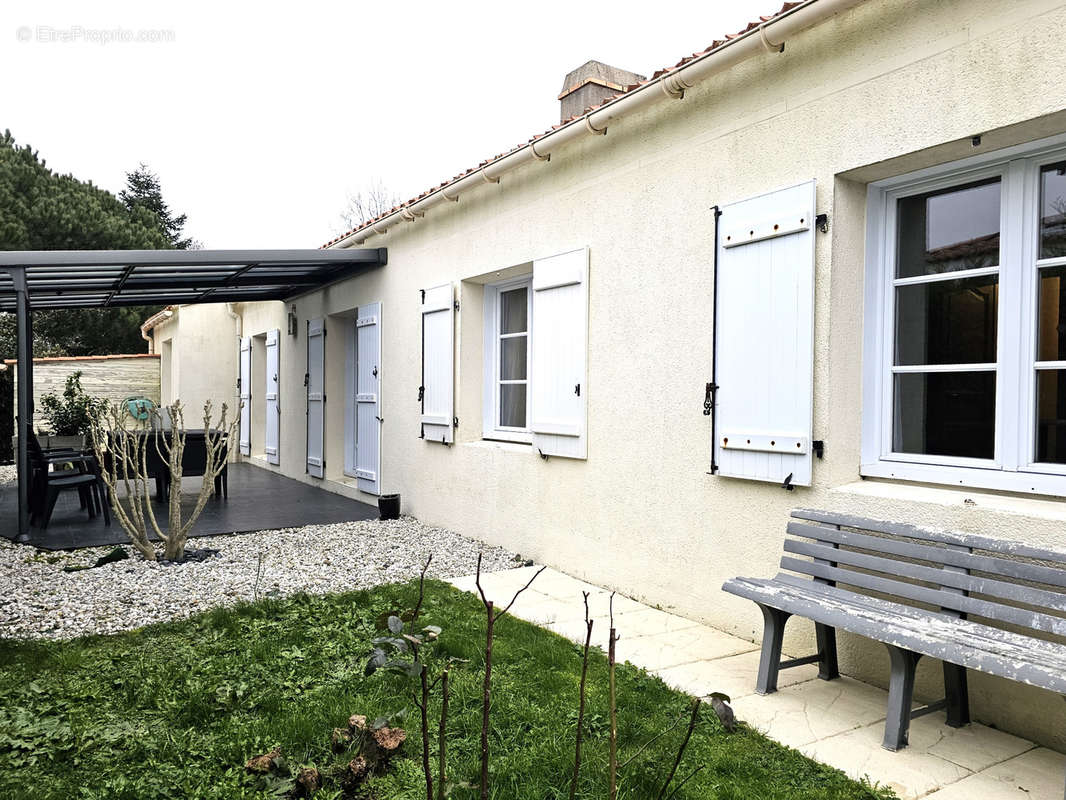 Maison à SAINTE-FOY