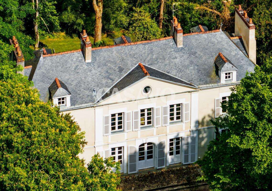 Maison à SAINTE-LUCE-SUR-LOIRE