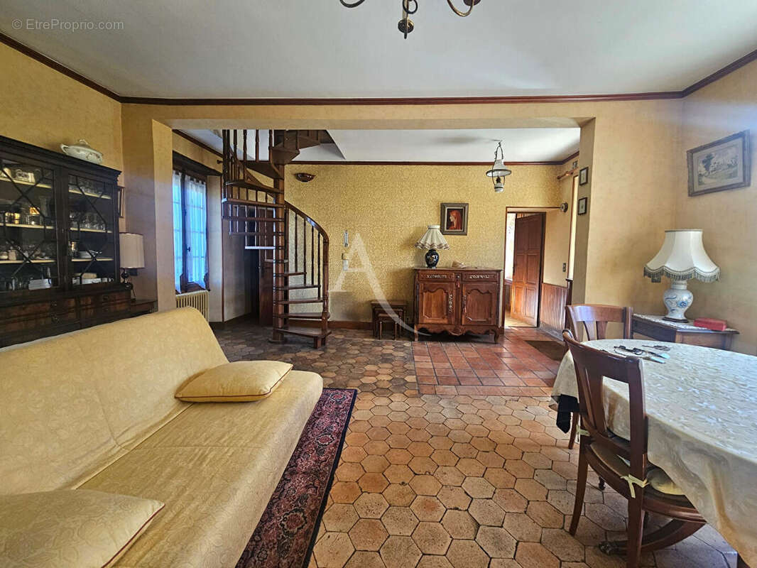 Maison à SAINT-GEORGES-SUR-CHER