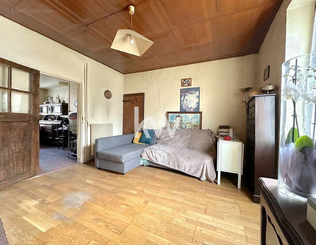 Appartement à GOMETZ-LE-CHATEL