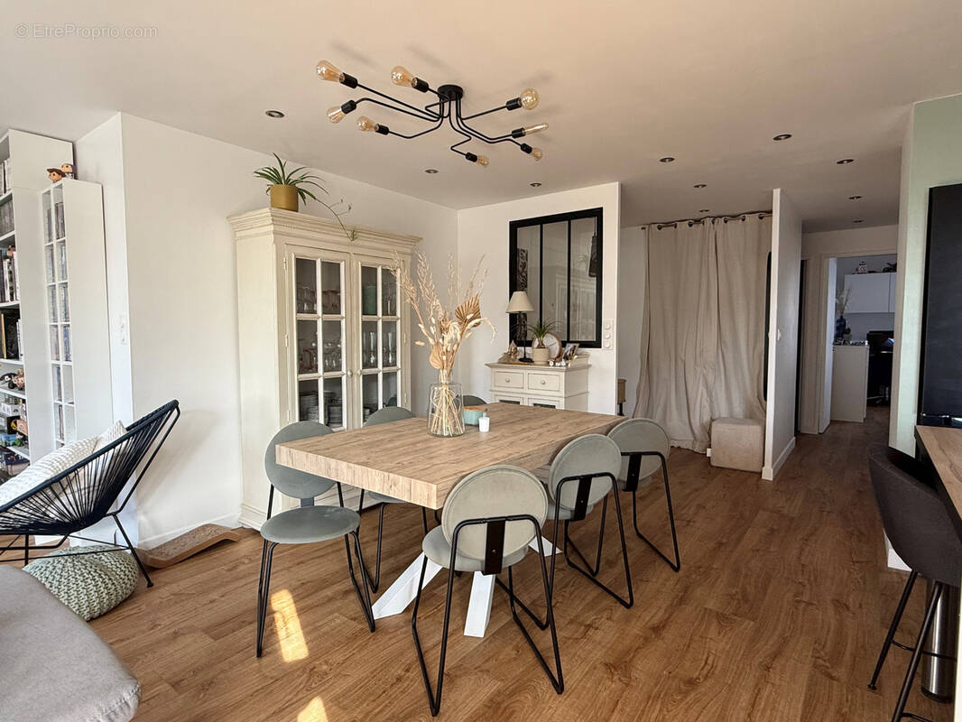 Appartement à CHARTRES-DE-BRETAGNE