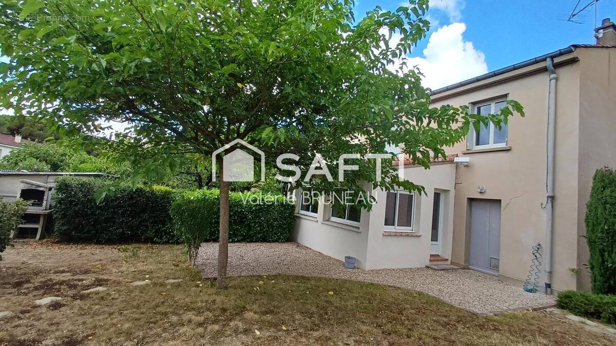 Photo 1 - Maison à LABRUGUIERE