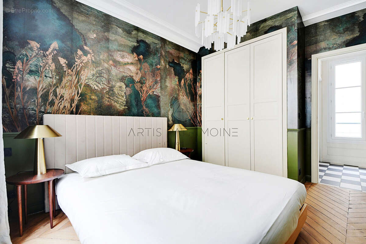 Appartement à PARIS-6E
